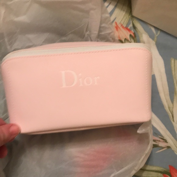 Dior Handbags - Dior make up case